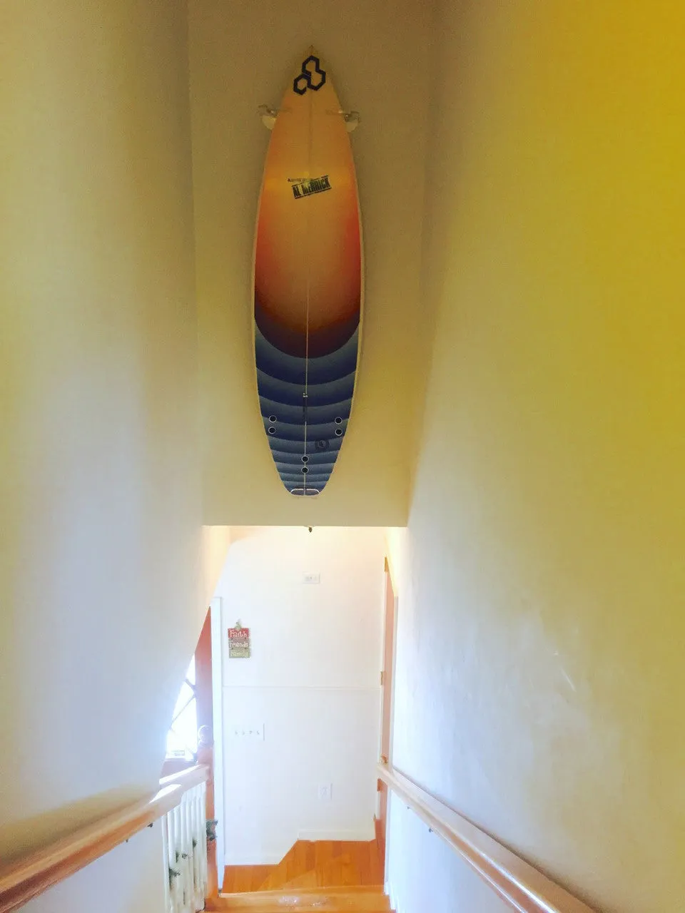 OUTLET | Maui Surfboard Display | Vertical Clear Rack | Holds 50 lbs