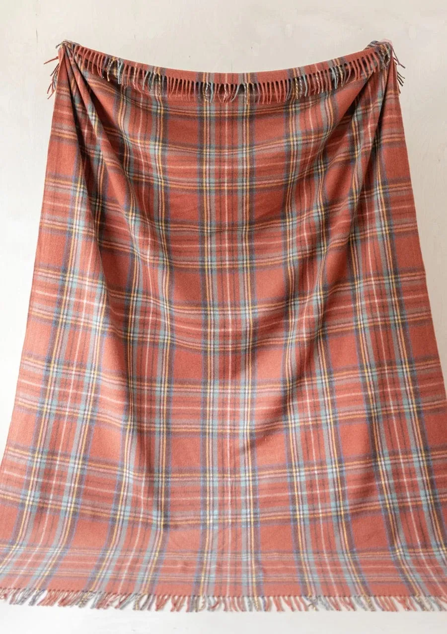 Oversized Recycled Wool Plaid Blanket