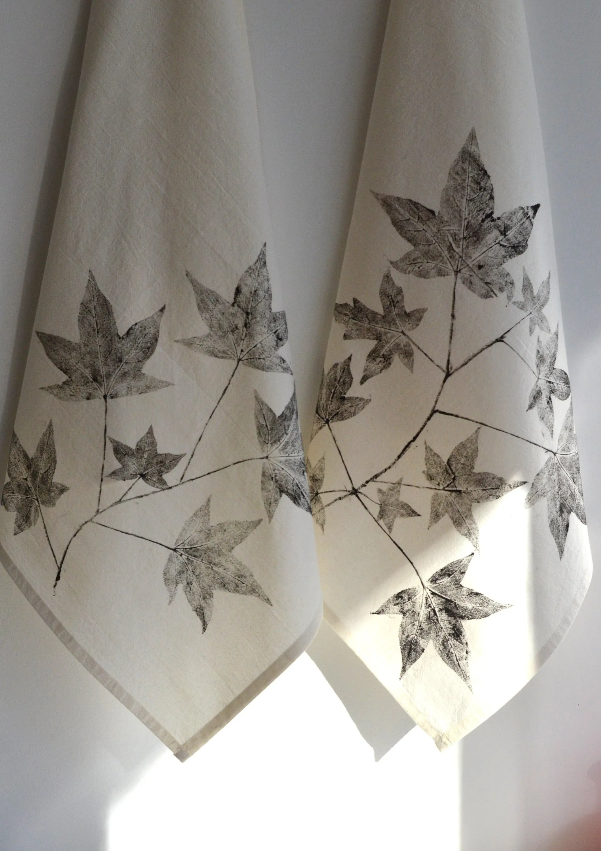 Unbleached 100% Cotton Sweetgum Leaf Tea Towel in Natural